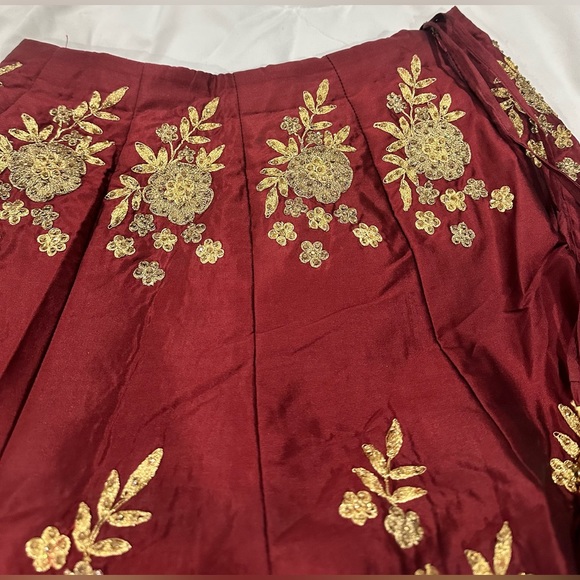 Indian Lehenga Dress - Picture 9 of 16